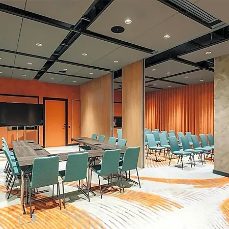 Hyatt Place فندق